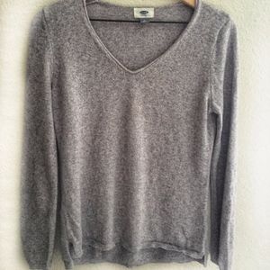 Old Navy Gray V Neck Sweater